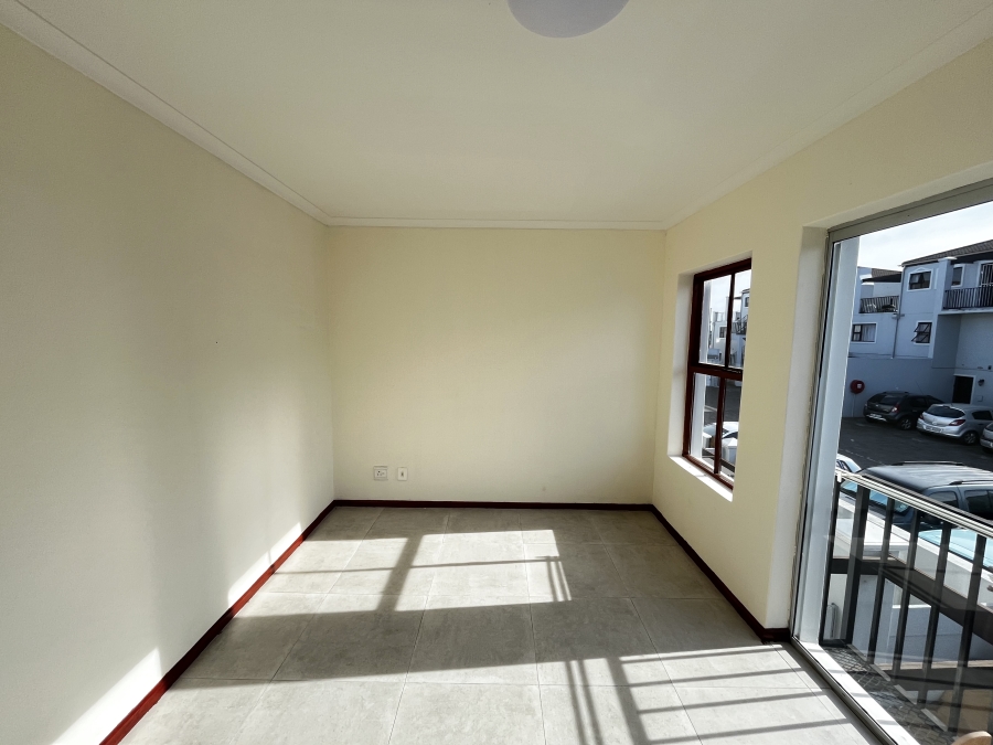 To Let 2 Bedroom Property for Rent in Parklands Western Cape